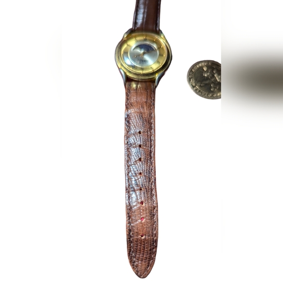 Gitano Gold and Brown Leather Watch…990 - Picture 5 of 7